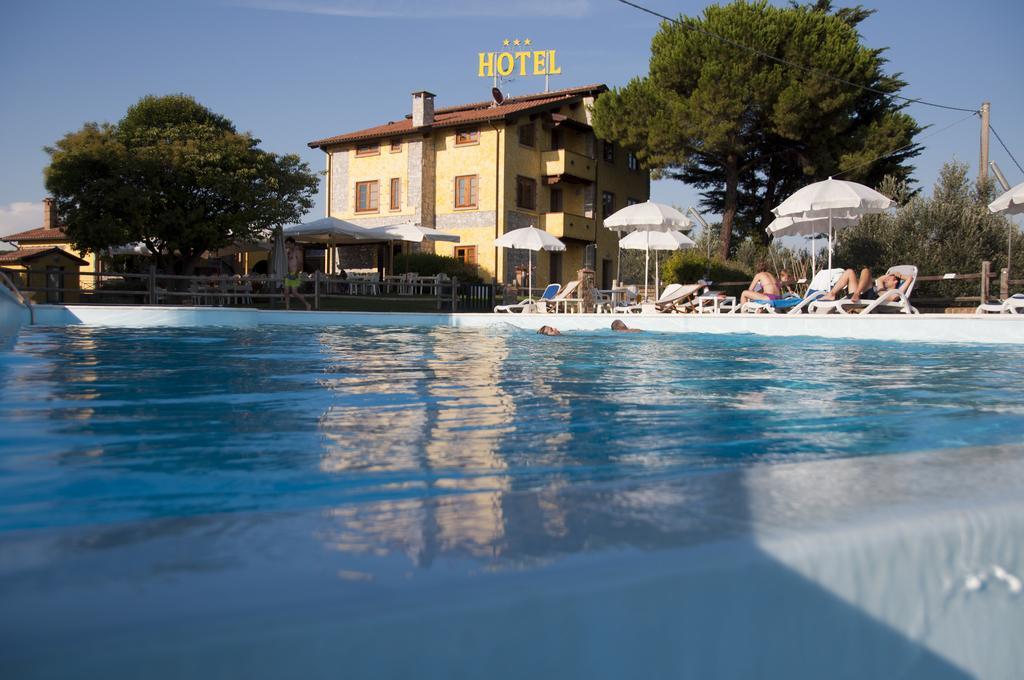 Tenuta La Lupa Castellina Marittima Exterior photo